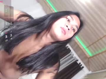 Urnaughty_Navea18 Chaturbate stream image from June 18, 2025