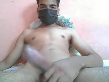 Hulkyking1812000 Chaturbate stream image from June 18, 2025