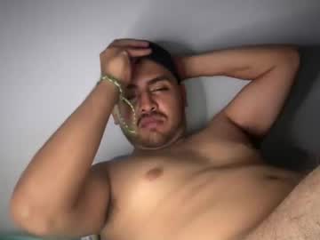 Javiermichi Chaturbate stream image from June 18, 2025