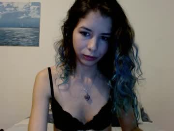 Littlesophie_1 Chaturbate stream image from June 18, 2025