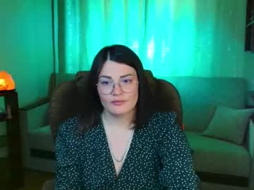 Wild___Berry Chaturbate stream image from June 18, 2025