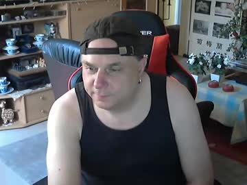 Google5001 Chaturbate stream image from June 18, 2025