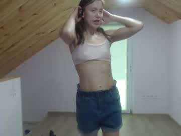 Milusea Chaturbate stream image from June 18, 2025