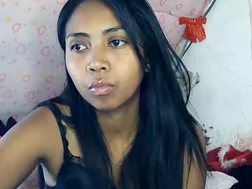 Luna019 Chaturbate stream image from June 18, 2025