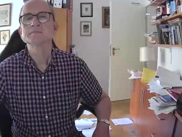 Marginalie Chaturbate stream image from June 18, 2025