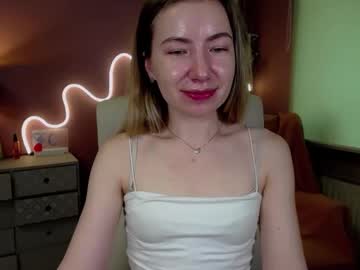 Mia_Luxx92 Chaturbate stream image from June 18, 2025