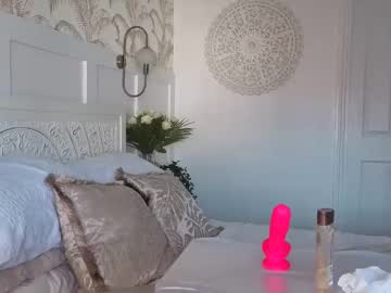 Daisydreams_Cumtrue Chaturbate stream image from June 18, 2025