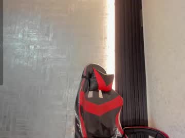 Dominicsccott Chaturbate stream image from June 18, 2025