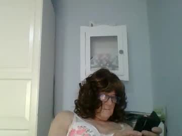 Elfietrans Chaturbate stream image from June 18, 2025