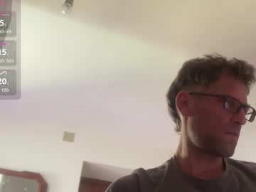 Manuforall Chaturbate stream image from June 18, 2025