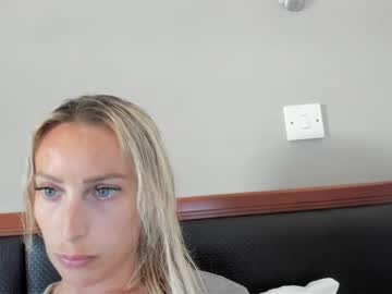Missy_Matrix Chaturbate stream image from June 18, 2025