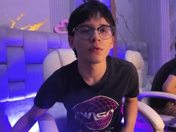 Oliver_Big19 Chaturbate stream image from June 18, 2025