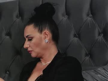 Ericarosse Chaturbate stream image from June 18, 2025
