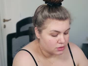 Love_Wiggy18 Chaturbate stream image from June 18, 2025