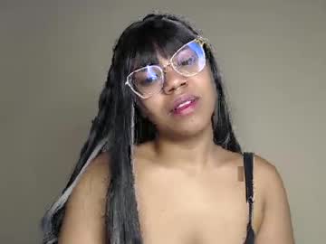 Angie_Fox1 Chaturbate stream image from June 18, 2025