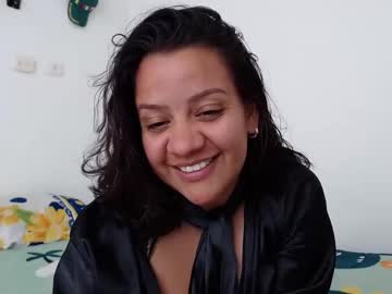 Molotov_31 Chaturbate stream image from June 18, 2025