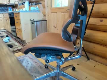 Wobbleon Chaturbate stream image from June 18, 2025