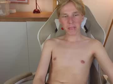 Chuck_Miller Chaturbate stream image from June 18, 2025