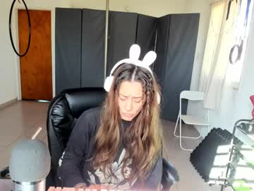 Jessiricci Chaturbate stream image from June 18, 2025