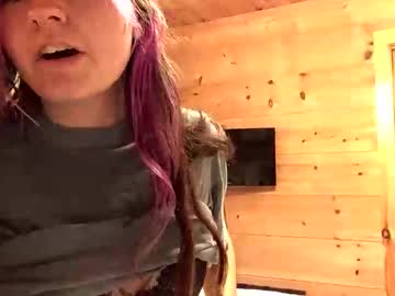 Lulupixxx Chaturbate stream image from June 18, 2025