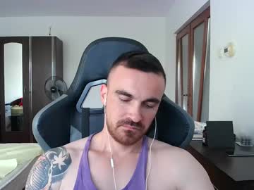 Mu5clemania Chaturbate stream image from June 18, 2025