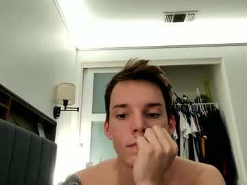 Twinkvibez Chaturbate stream image from June 18, 2025
