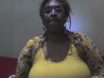 Ddboobsnipples Chaturbate stream image from June 18, 2025