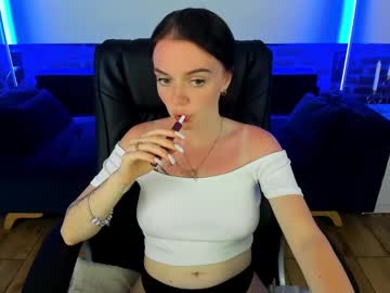 Olivia__Li Chaturbate stream image from June 18, 2025