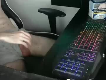 Misterstrong95 Chaturbate stream image from June 18, 2025