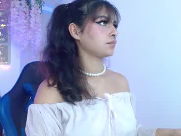 Larah_Uwu Chaturbate stream image from June 18, 2025