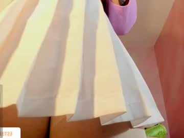 Lucysweett_ Chaturbate stream image from June 18, 2025