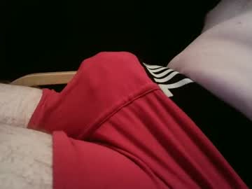 Flow2105 Chaturbate stream image from June 18, 2025