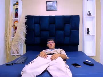 Ares_Taylor Chaturbate stream image from June 18, 2025