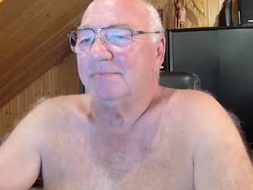 Asusandy Chaturbate stream image from June 18, 2025