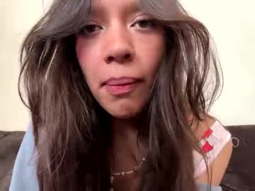 Bellababu Chaturbate stream image from June 18, 2025