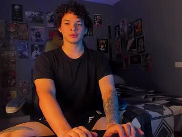 Ian_Versace Chaturbate stream image from June 18, 2025