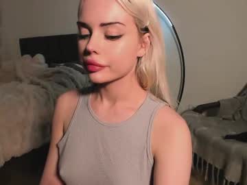 Kaya_Davis Chaturbate stream image from June 19, 2025