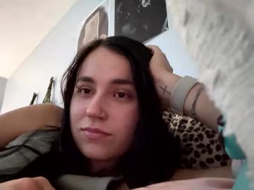 Daddysgirlll452 Chaturbate stream image from June 19, 2025
