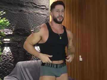 Roccofontana Chaturbate stream image from June 19, 2025