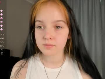 Sierabelle Chaturbate stream image from June 19, 2025