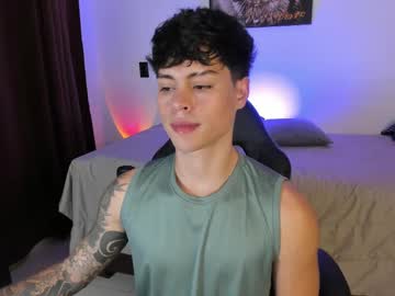 Yanpaul83 Chaturbate stream image from June 19, 2025