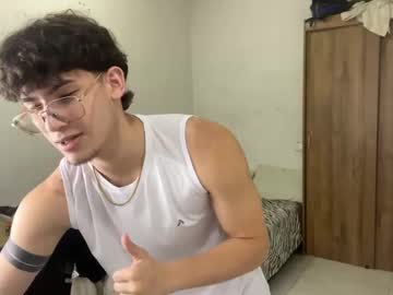 Kisan_Smith Chaturbate stream image from June 19, 2025