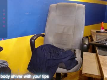Huskyguy Chaturbate stream image from June 19, 2025