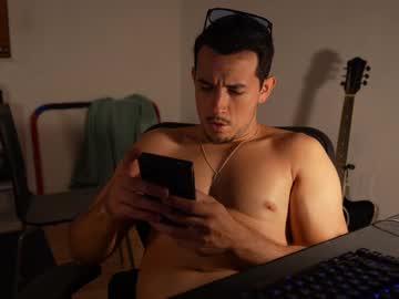 Luchobasti Chaturbate stream image from June 19, 2025
