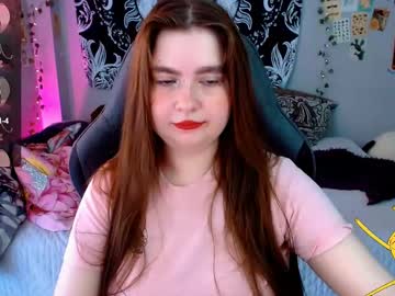 Sashasoyyyy Chaturbate stream image from June 19, 2025