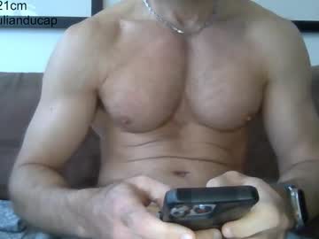 Parisien75015 Chaturbate stream image from June 19, 2025