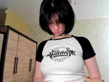 Julissweet Chaturbate stream image from June 19, 2025