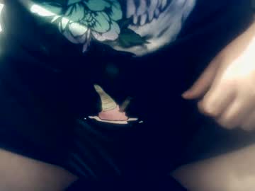 Bobhunglow Chaturbate stream image from June 19, 2025