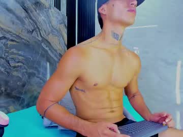 Max_Walker0 Chaturbate stream image from June 19, 2025
