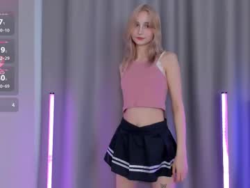 Luna_R1se Chaturbate stream image from June 19, 2025